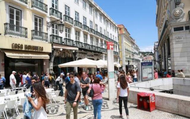 Lovelystay - Chiado 3Bedroom Wonder