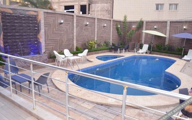 Suita Hotel