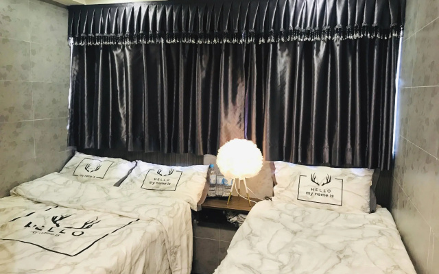 Cindy Hostel – Guest Rooms – Kowloon