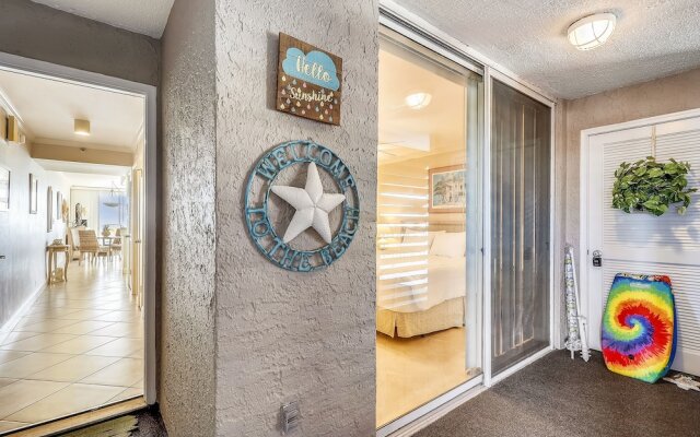 Magnolia House 407 is a 1 BR with amazing views by RedAwning