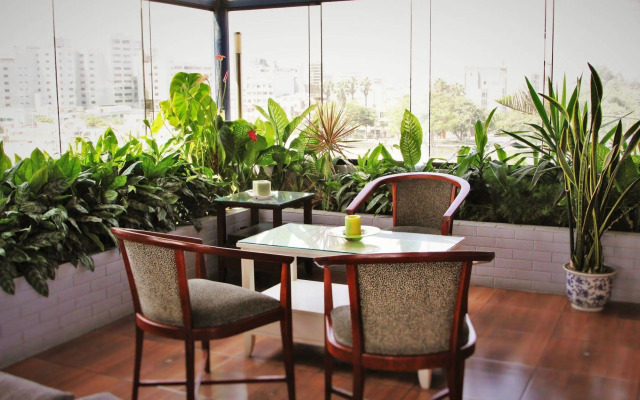 Daniel's Apart Hotel