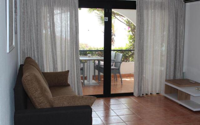 Casa Blanca - Sea View - First Line