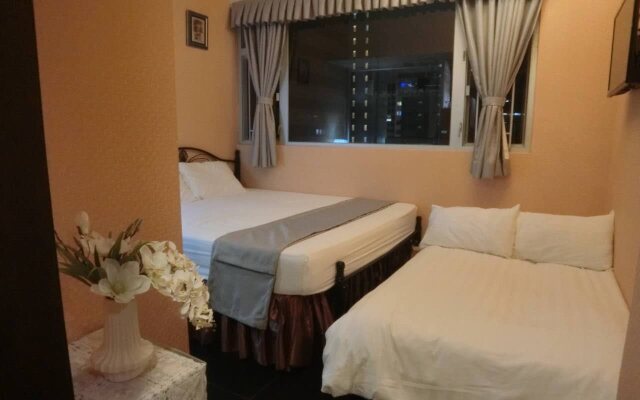 Bloomy Hotel