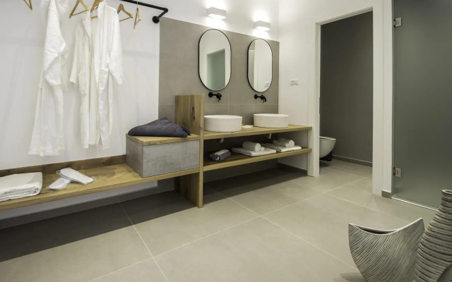 Oro Suites