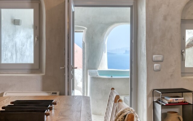 Marble Sun Villa by Caldera Houses