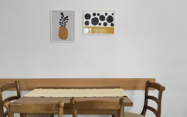 Apartments Ljilja sea view