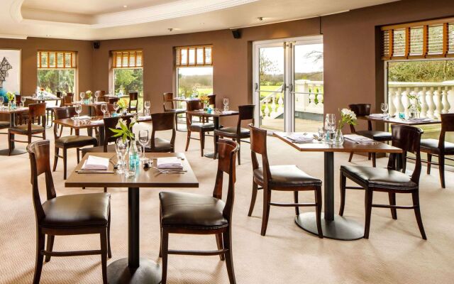 Mercure Chester Abbots Well Hotel