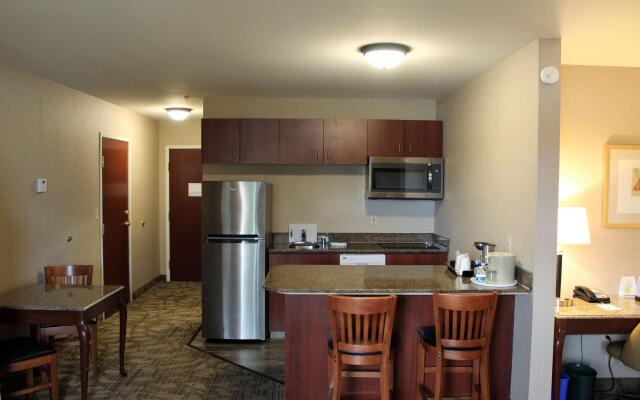 Medallion Inn & Suites