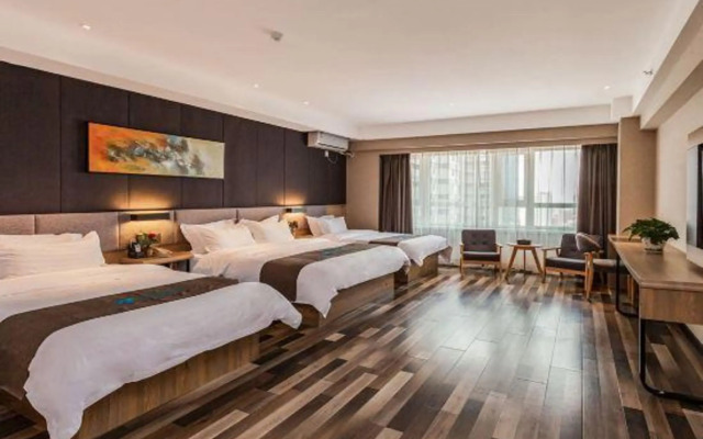 Chengyi Lianhao Hotel（Dalian Jinzhou Ruibo Center Wanda Cinema store）