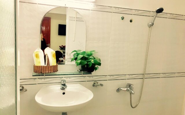 Full Moon Boutique Hotel