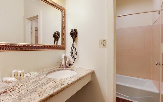 New Orleans Guest House