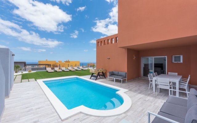 Villa Mario, Ocean View, Heated Pool