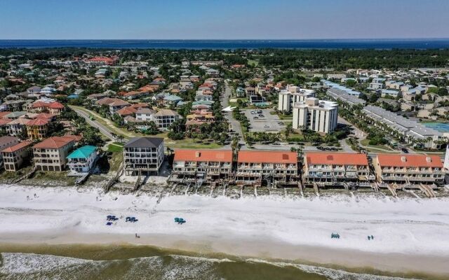 Casa de Mediterranean Home