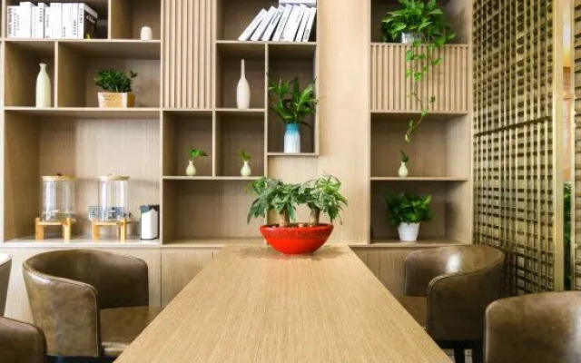 Starway Hotel (Hangzhou Yipeng Shopping Mall)