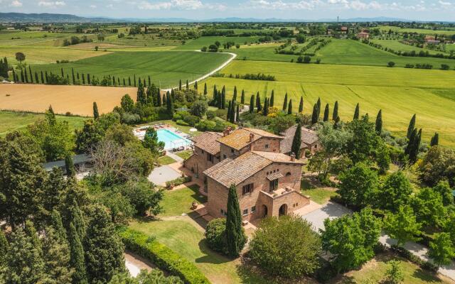 Casale Dei Girasoli 14