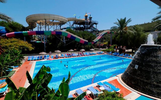 Aqua Fantasy Aquapark Hotel & Spa - All Inclusive