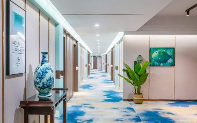 Yangshuo Xiangshan international hotel