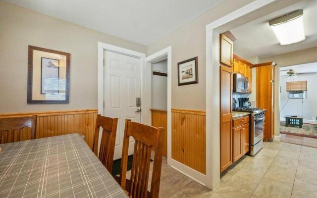 1303 E Pennsylvania Ave