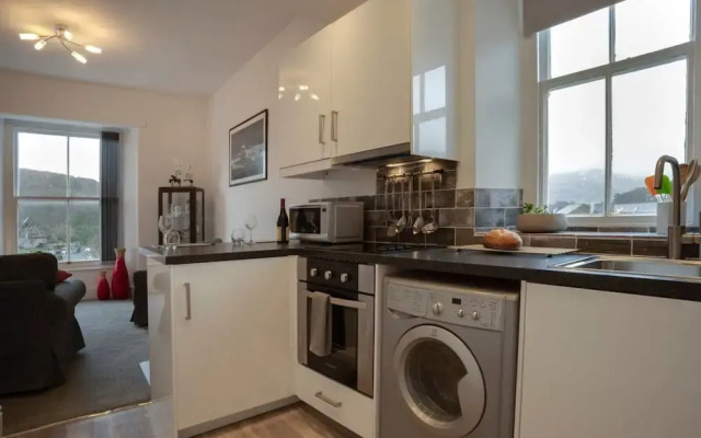 Charming 1BR - Town Centre-parking-stunning Views