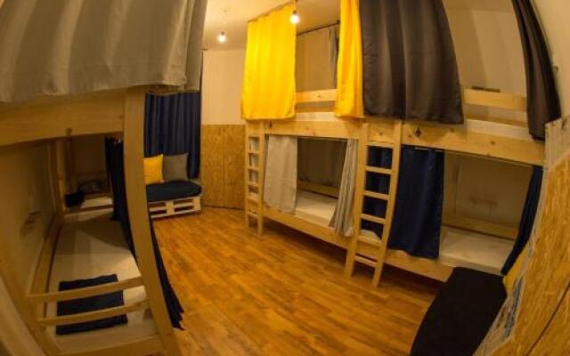 Cloud 9 Hostel