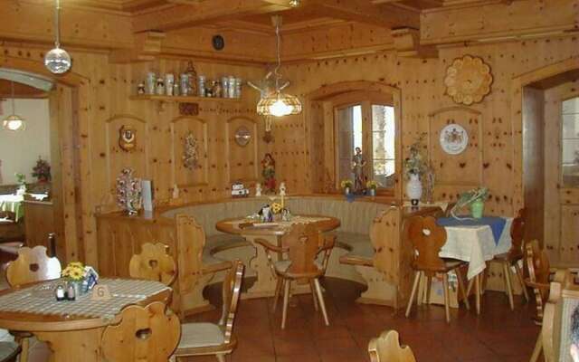 Gasthof-Metzgerei-Pension Schierlitz