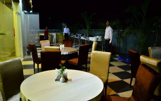 White Mushroom hotel - V Inn