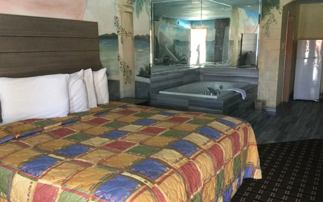 Luxury Inn and Suites Seaworld Lackland