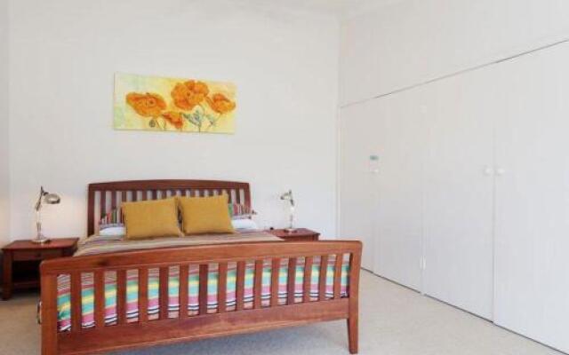 Castaways' 36 Cromarty Road - Beachfront House