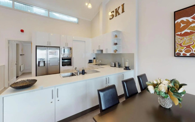 Lodge Apartment 25 The Stables