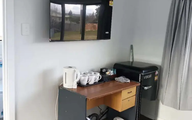 4 Double Beds and 2 Sofa Bed chalet