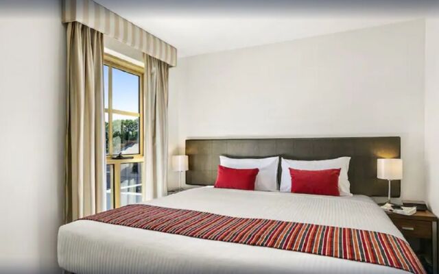 Melbourne Carlton Central Apartment Hotel