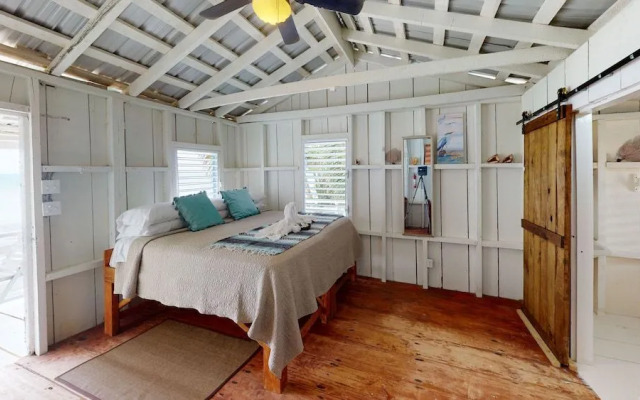 Ranguana Caye Cabanas