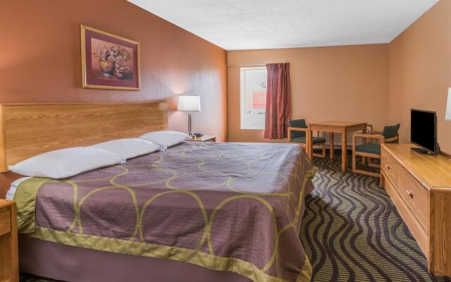 Super 8 By Wyndham Batavia E Of Darien Lake Theme Park