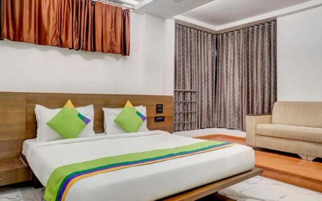Hotel House Khas By OYO Rooms