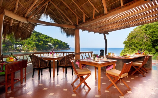 Villa Polinesia Wellness Resort