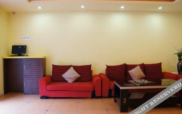 Home Inn Pebble Hotel (Liuzhou Five Star Pedestrian Street Diwang New World)