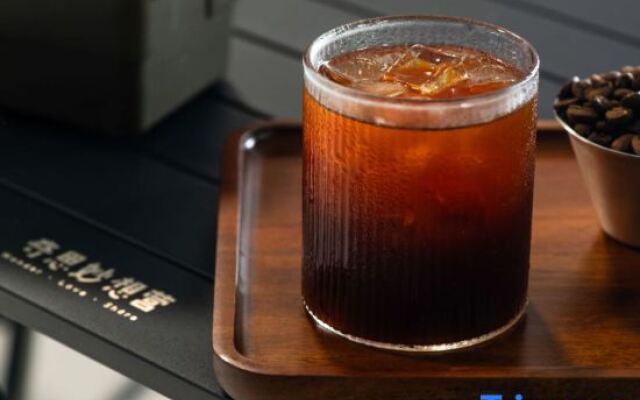 Yingge Treading on the Waves Boat House Homestay