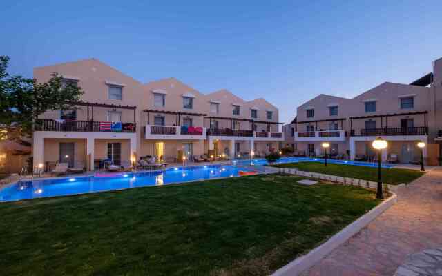 Akron Seascape Resort