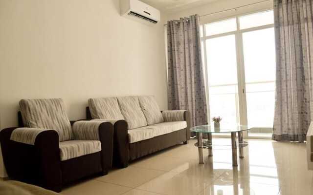Summertime Arena Suite 2