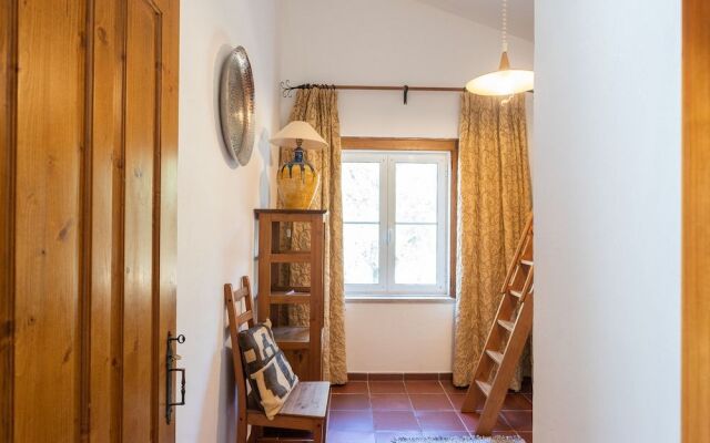 Rosa Estates The Farmhouse & Stables