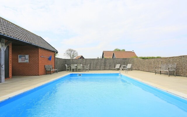 Stylish Holiday Home in Woodbridge With Garden