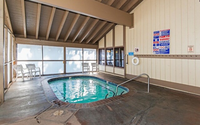 Horizons 4 Condominiums