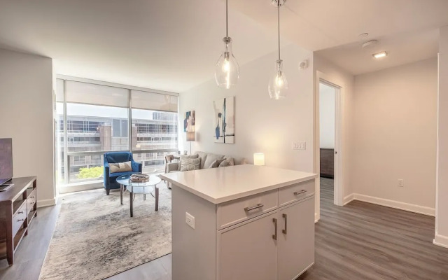 Atlantic Station West - 9T