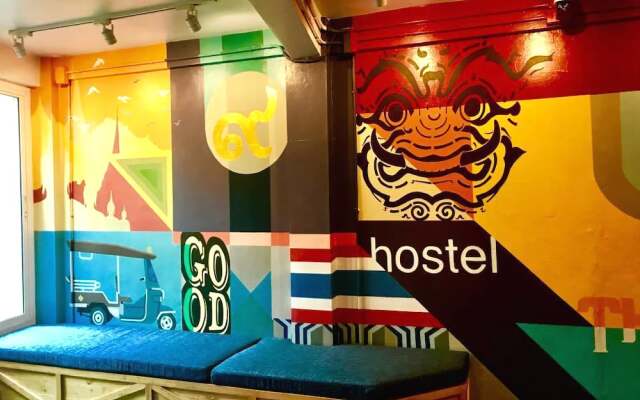 Ploen Bangkok Hostel