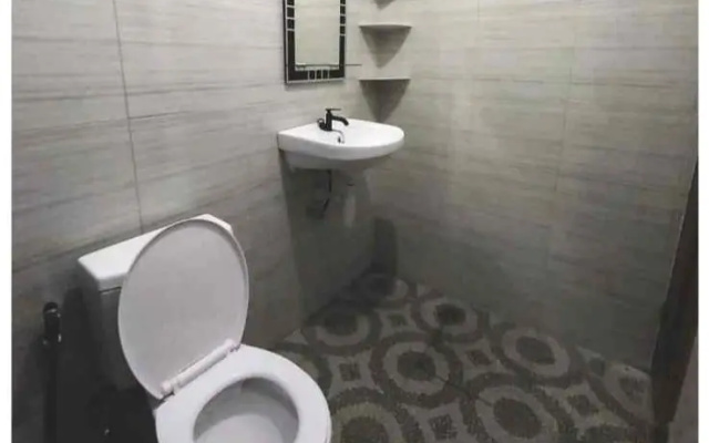Situ Gede Indah HOMESTAY – Bathroom – Tasikmalaya