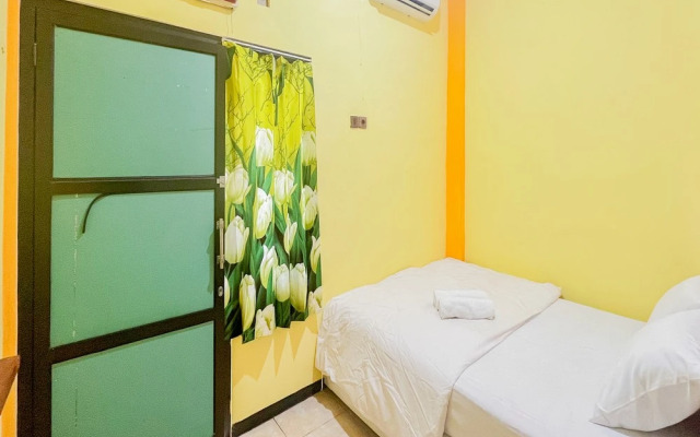 Sion Homestay RedPartner near Terminal Kertajaya Mojokerto