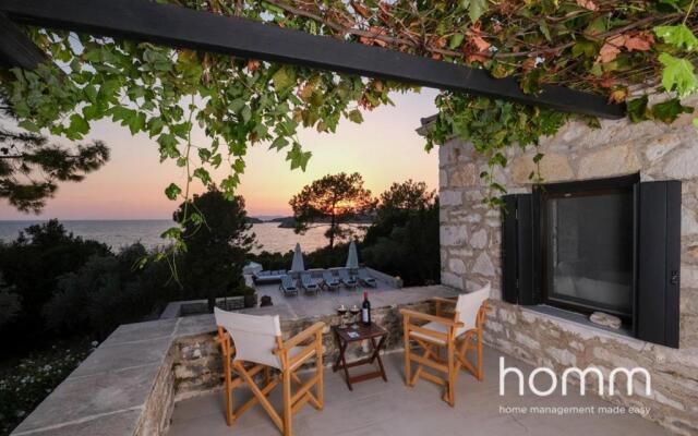 580m² homm Luxurious Seaside Residence in Syvota