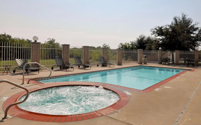 Comfort Suites Roanoke - Fort Worth North
