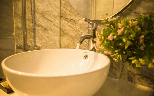 AHA Green Hotel & Apartment HN