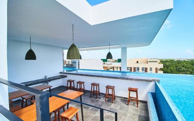 PH 312 Two bedroom rooftop and private pool